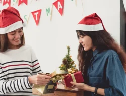 7 Cara Seru Rayakan Natal Bersama Keluarga di Rumah